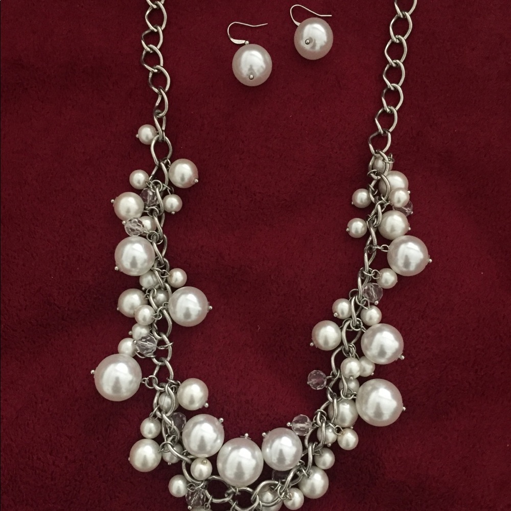 Elegant Pearl Bubble Fashion Necklace w/Earrings